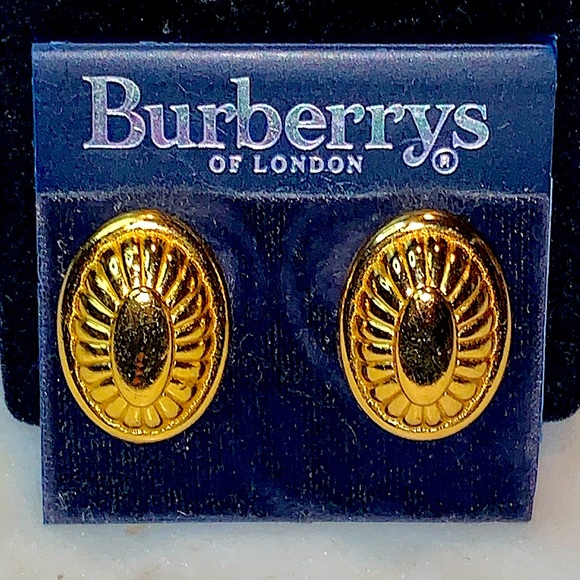 BURBERRYS LONDON EARRING GOLD CONCHO CLIP ON NEW CARD STOCK “VINTAGE” - Picture 1 of 6